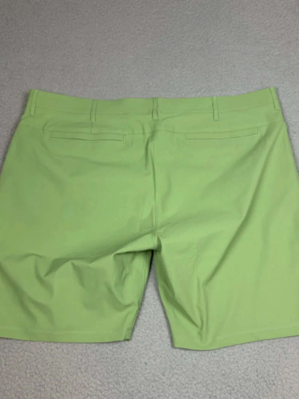 Public Rec Performance Shorts Mens Size 44 Green Shorts Stretch Golf Casual